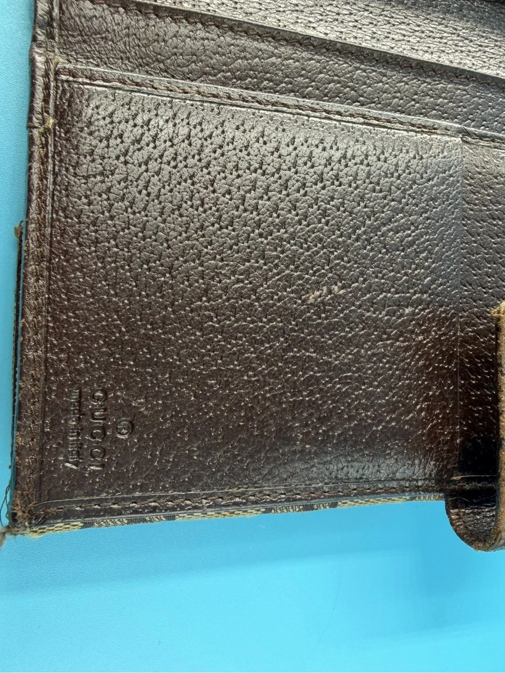 Louis Vuitton LV Gucci Project Wallet Bundle Flaws Monogram Vernis Red Key
